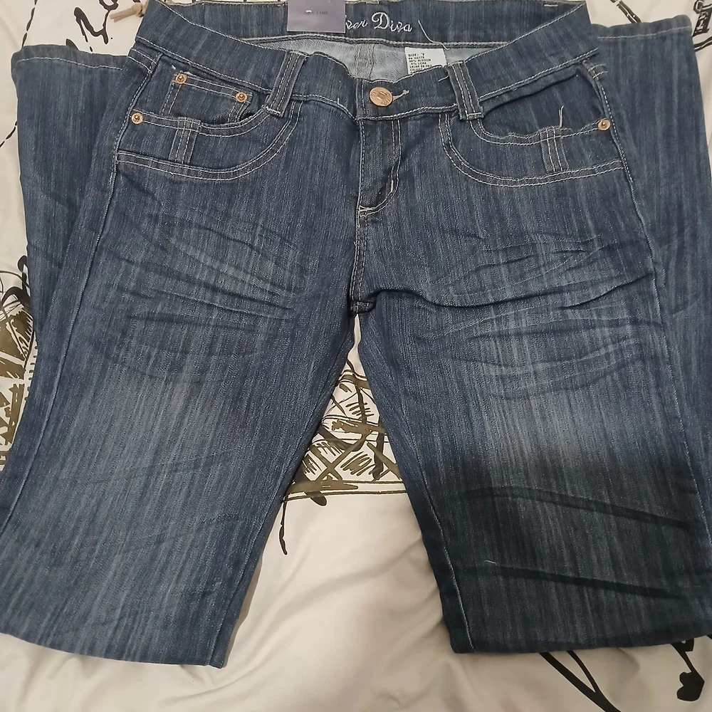 Silver Diva size 7 and size 5 Blue Boot Cut Jeans with Classic Indigo Wash